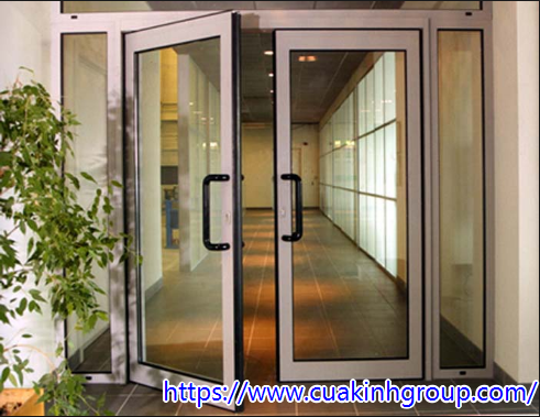 Báo giá lắp đặt thi công cửa kính cường lực tại Hòa Bình