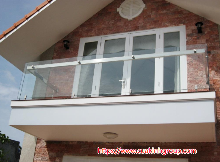 Giá Cả Tốt - Chất Lượng - Uy Tín- Báo Giá Nhanh Chóng Lan Can Kính Cường Lực  Tại Ninh Bình