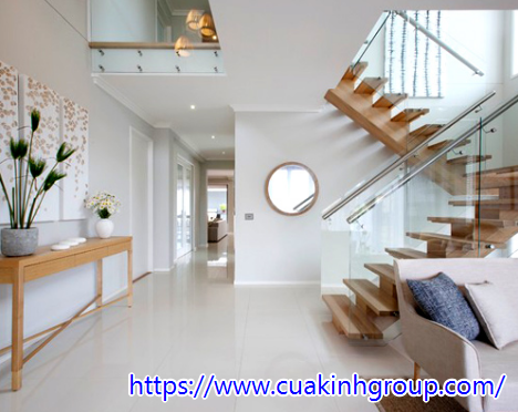 Đơn vị thi công lắp đặt giá rẻ cầu thang kính cường lực tại Bình Định