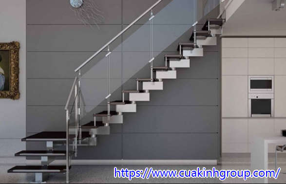 Báo giá thi công thiết kế cầu thang kính cường lực giá rẻ tại Lâm Đồng