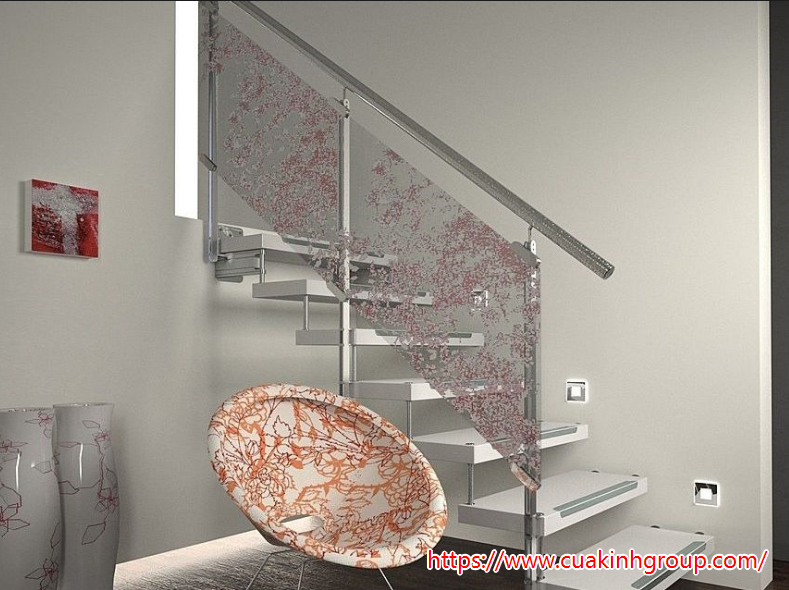 Lắp đặt cầu thang kính cường lực cho không gian thêm sang trọng