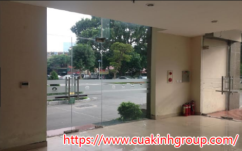 Mách bạn thiết kế cửa kính cường lực hợp phong thủy