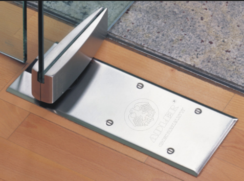 Cách tính khối lượng cửa kính cường lực để chọn bản lề phù hợp