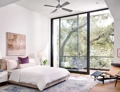 Làm mới ngôi nhà bằng ý tưởng thiết kế kính cường lực