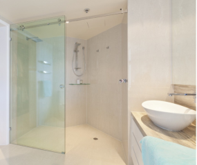 Vách Kính Tắm Trượt A Trình Sun Grand City Lương Yên