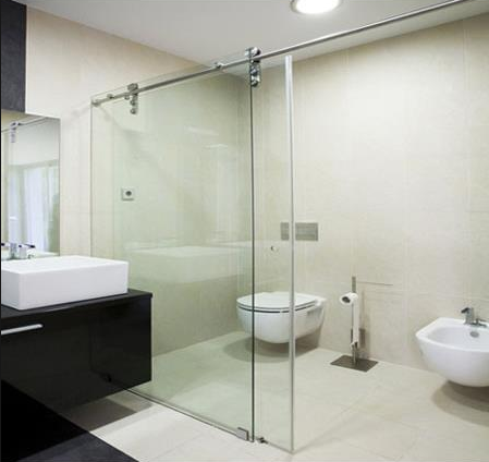 Vách tắm kính cường lực nhỏ phù hợp với mọi không gian thiết kế hẹp