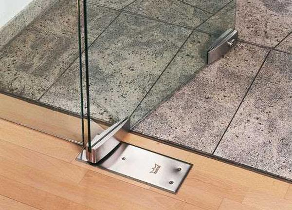 Mách bạn bí quyết chọn bản lề cửa kính thủy lực tốt