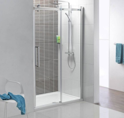 Lý giải vì sao nên lắp vách kính cường lực cửa lùa cho phòng tắm bé