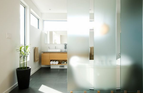 Vách kính tắm đẹp nhất tại Hà Nội
