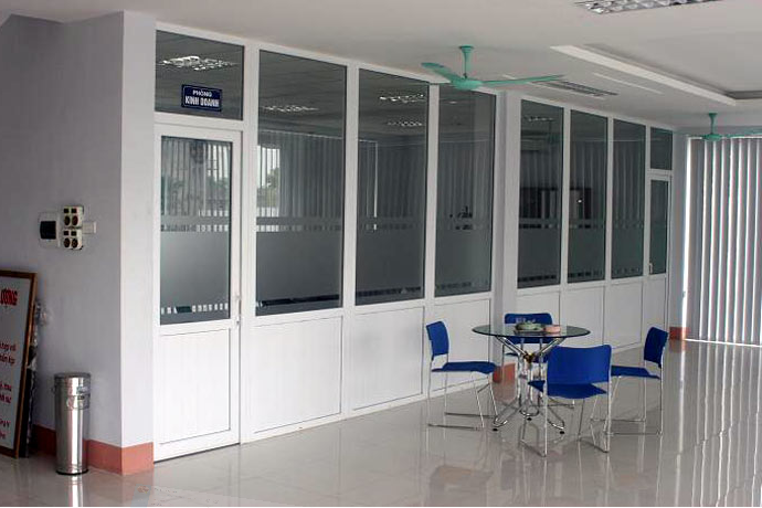 Thiet-ke-mau-vach-ngan-kinh-cuong-luc