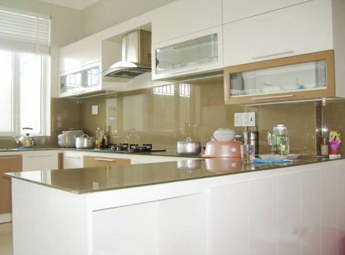 Top mẫu cửa kính nhà bếp đẹp