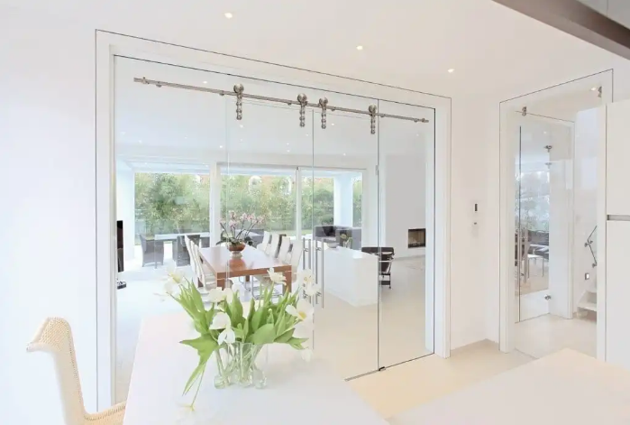 Mẫu cửa kính cường lực đẹp