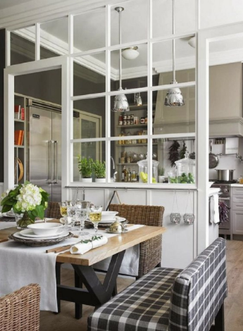 vach-ngan-kinh-phong-khach-va-bep