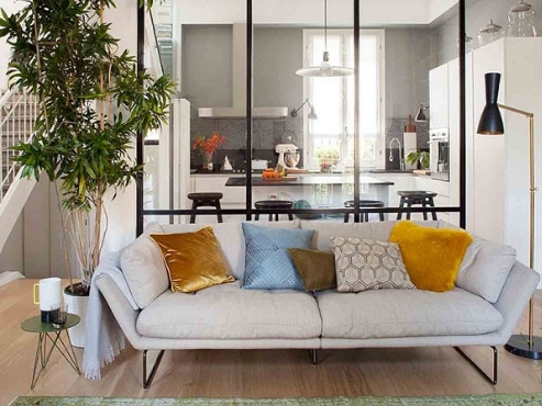 Sử Dụng Vách Ngăn Kính Cường Lực Cho Không Gian Rộng