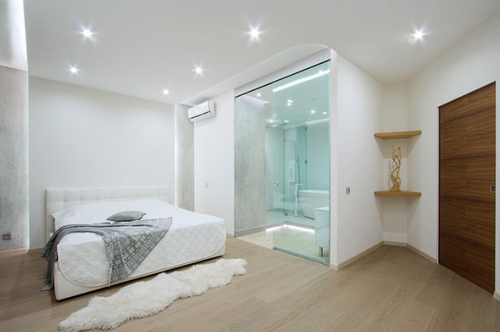 Sự tiện nghi khi thiết kế vách tắm kính trong phòng ngủ