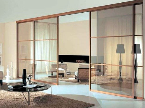 Ứng dụng vách kính cường lực trong đời sống gia đình