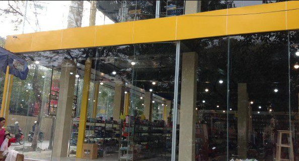 Bật mĩ về cửa kính lùa cường lực 2 cánh mà Tín Thành chưa kể