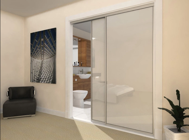 Mách bạn 3 mẫu cửa kính cường lực trượt 2 cánh đẹp dành cho phòng ngủ