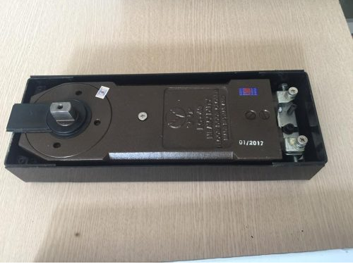 Tìm hiểu bản lề cửa kính thủy lực VPP và hafele