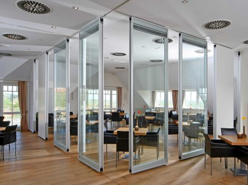 Có bao nhiêu loại vách kính văn phòng trên thị tường hiện nay