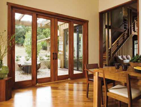 Tổng hợp các mẫu cửa kính cường lực khung gỗ đẹp nhất tại Hà Nội