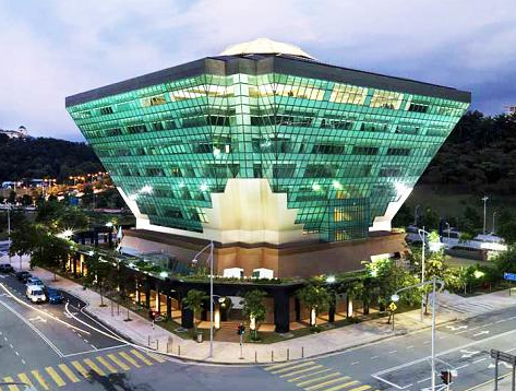 Lựa chọn kính an toàn và tiết kiệm năng lượng