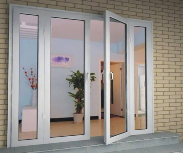 Giải pháp chống ồn cho nhà phố sử dụng cửa kính cách âm