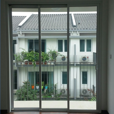 Cửa kính cường lực cách âm 1