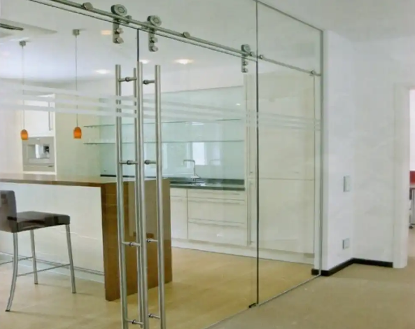 Mẫu cửa lùa kính cường lực