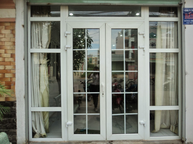 Vách kính cường lực Hà Nội mới 1