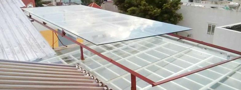 Mái kính cường lực giếng trời Tín Thành 1