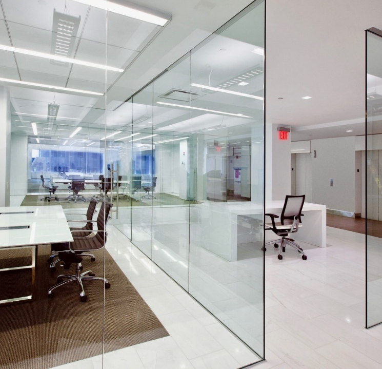 Vách kính cường lực đẹp