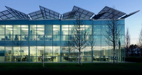 Thi công vách kính mặt dựng