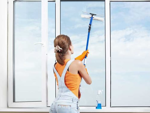 lau-rua-cua-kinh-cuong-luc-bi-o-ban lau-rua-cua-kinh-cuong-luc-bi-o-ban