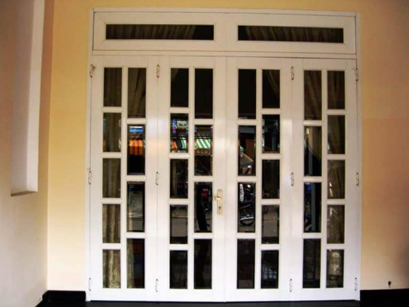 cua-di-nhom-kinh-4-canh-chia-o