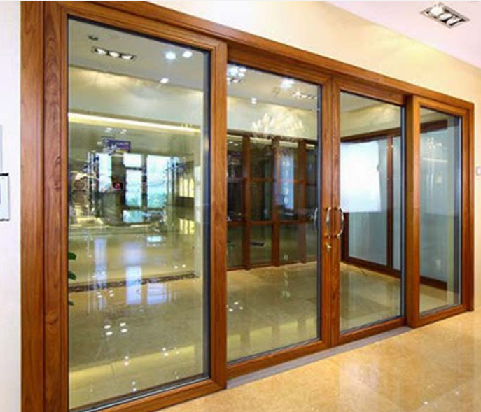 cửa kính cường lực khung gỗ