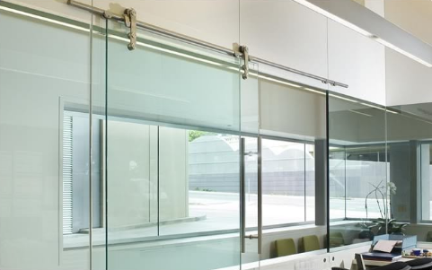 lắp đặt cửa kính lùa cường lực giá rẻ lắp đặt cửa kính lùa cường lực giá rẻ