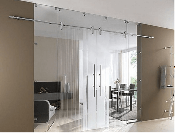 Cửa kính cường lực trượt treo 7