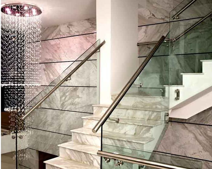 Các Mẫu Lan Can Cầu Thang Kính Cường Lực Đẹp 1