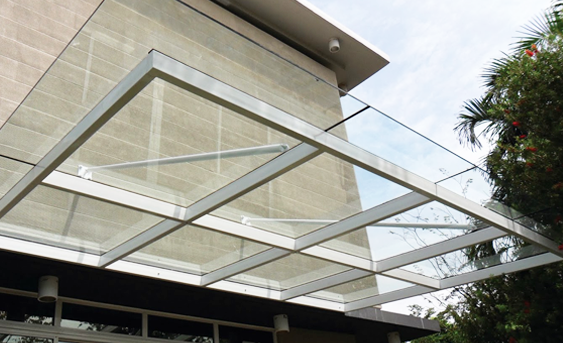 Mẫu mái kính khung inox sang trọng