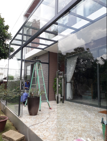 THi công mai kính cường lực