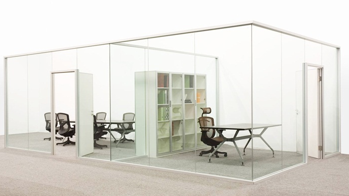 Vách kính cường lực khung nhôm