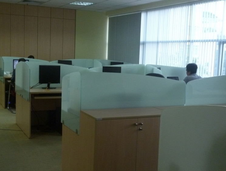 Vách ngăn bàn làm việc